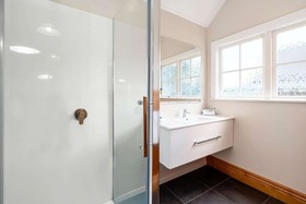 Quality Suites Huka Falls