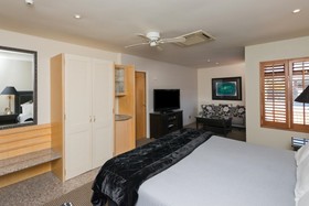 Oasis Beach Resort