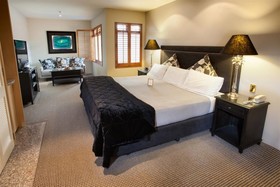 Oasis Beach Resort