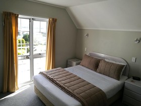 Phoenix Resort