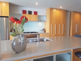Waimahana Apartments