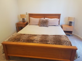 Waimahana Apartments