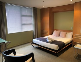 Waimahana Apartments