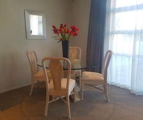 Waimahana Apartments