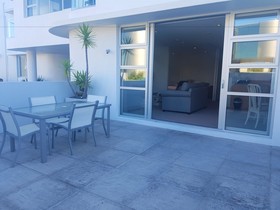 Waimahana Apartments