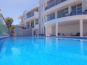 Waimahana Apartments