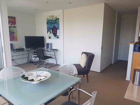 Waimahana Apartments