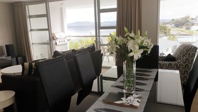 Waimahana Apartments