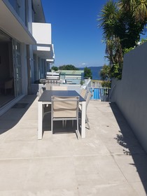 Waimahana Apartments