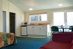 Ambassador Motor Inn