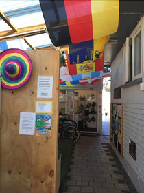 Apple Tree Backpackers