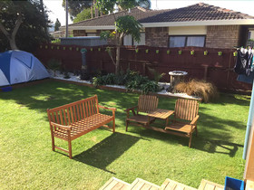 Apple Tree Backpackers