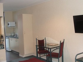 Academy Motor Inn