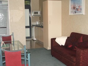 Academy Motor Inn
