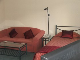 Academy Motor Inn
