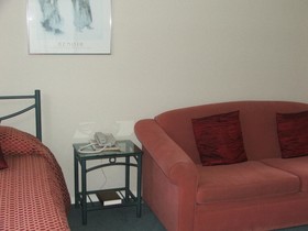 Academy Motor Inn