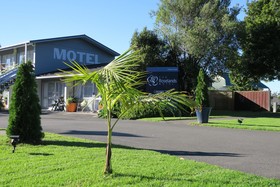 Roselands Motel