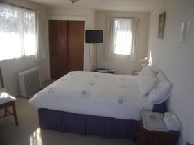 Alpha Homestead Bed & Breakfast