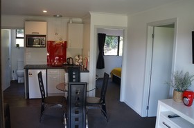 Motuoapa Bay Chalets
