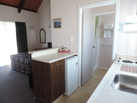 Settlers Motel