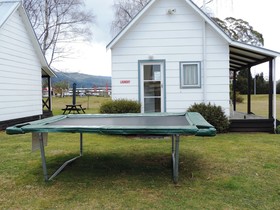Settlers Motel