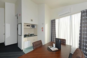 Totara Lodge
