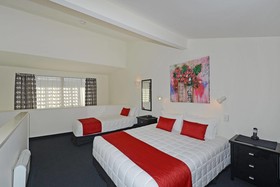 Totara Lodge