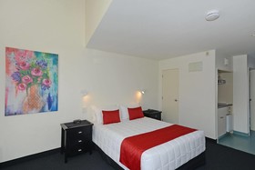 Totara Lodge