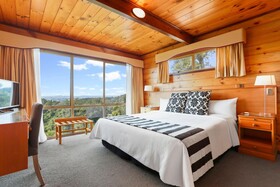 Waitakere Resort & Spa