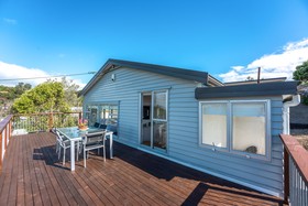 Moana Cottage