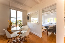 Moana Cottage