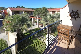 Onetangi Beach Apartments