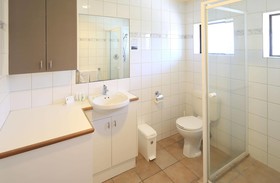 Onetangi Beach Apartments