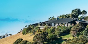 Te Whau Lodge
