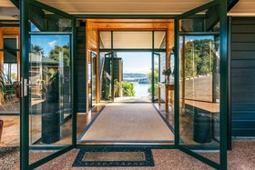 Te Whau Lodge