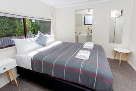 Tasman Holiday Parks – Beachaven