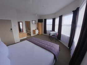 Masonic Hotel