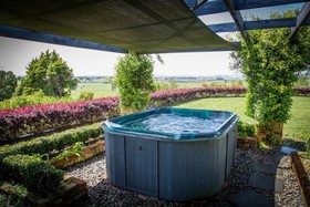 Waitomo Orchard Estate B&B