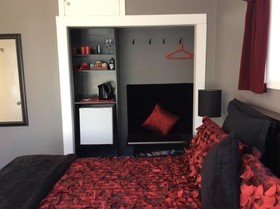 Anndion Lodge - Backpacker
