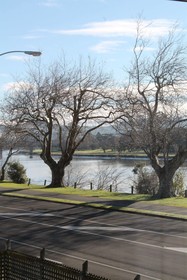 Riverview Motel