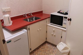 Riverview Motel