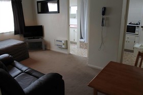 Riverview Motel