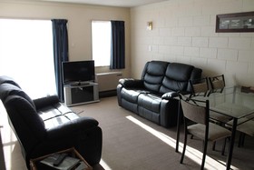 Riverview Motel
