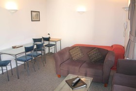 Riverview Motel