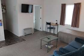 Riverview Motel