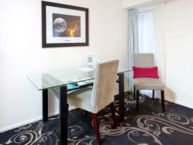 Mercure Wellington Central City Hotel & Apartments