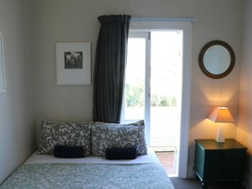 The Dwellington - Hostel