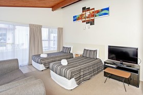 Tourist Court Motel