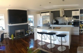 Whangaparaoa Lodge