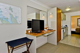 Whangaparaoa Lodge
